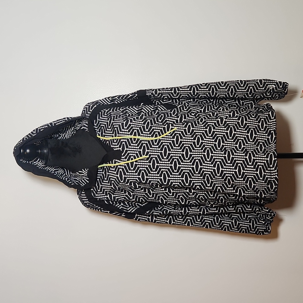 NWT FREE PEOPLE MOVEMENT Black and White Daylight Hoodie, Size Large